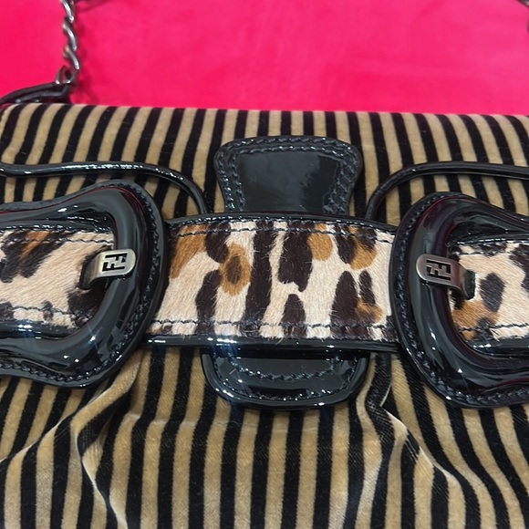 Fendi limited edition shoulder bag - Picture 4 of 13